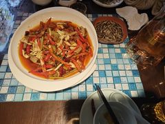 -川流不息·地道川菜·小龙虾(新松江路店)