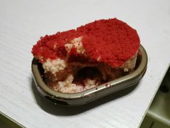 红丝绒半熟芝士蛋糕-瑞幸咖啡(东海缤纷天地店)