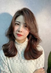 -诗悦发型烫染SALON