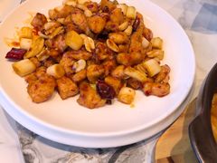 -鑫巴蜀小镇 · 水煮鱼专研店(玉桥店)