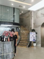 -苏奇发型·烫发染发