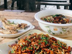 -小河无名面馆