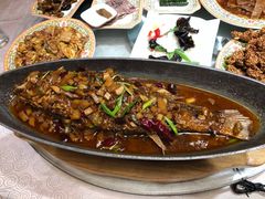 -聚德华天烤肉季·宴会厅(什刹海总店)