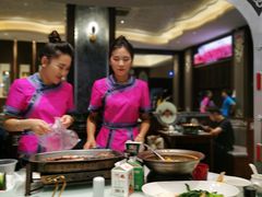 -哈啾嗨·新概念蒙餐(红星新城店)