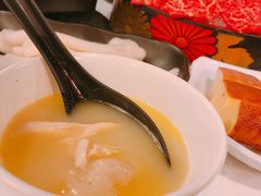 -鲜入围煮花胶鸡海鲜火锅