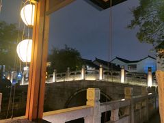 -吴越荣记苏州菜·松鼠桂鱼100%活鱼现做(斜塘老街店)