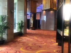 -上海龙之梦万丽酒店