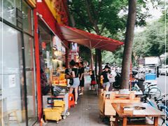 门面-老黄记手撕烤兔(玉林街店)