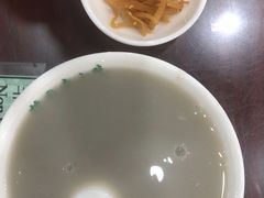 豆汁儿焦圈儿-护国寺小吃店(红莲南路店)