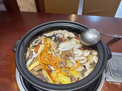 -菌之家·专业纯野生菌火锅·特色炒菌
