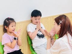 -蓝话筒·少儿成人演讲口才·主持朗诵·戏剧表演(大华第一坊店)