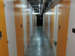 -安东易迷你自助仓储寄存仓库(顾戴路店)