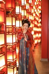 -支流映画摄影·汉服妆造跟拍(本宫来了银泰店)