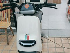 -雅迪电动车(龙井旗舰店)