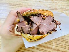 烧饼夹牛肉-老四烧饼铺(丽源路店)