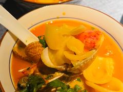 -弦月窗LUNETTE BY AMANDA(复兴路店)