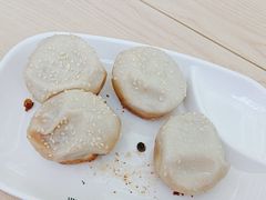 -小杨生煎(金山百联购物中心3楼店)