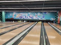 -极限PLAY运动娱乐新世界·团建派对潮玩休闲馆·室内蹦极高空游乐园