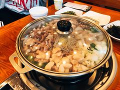 虾仁辣炒章鱼锅-蚂蚁家辣炒章鱼(海云台店)
