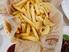 -FAIRYLAND龙族星球主题餐厅(凯丹广场店)