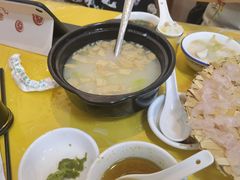 -官塘陈记鱼生·潮汕砂锅粥·牛肉火锅(潮枫路总店)