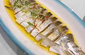 Chicken Broth Steamed Whitebait