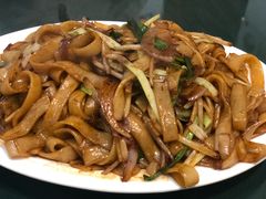 -广东仔港式茶餐厅(银泰店)