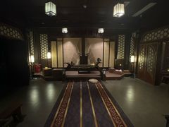 -暴风岛沉浸式体验馆(百联世纪店)
