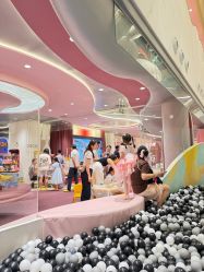 -奈尔宝·国风主题儿童乐园·亲子餐厅(豫园商城店)