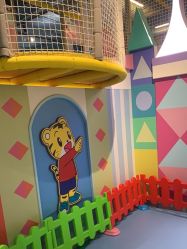 -巧虎欢乐岛(常营华联店)