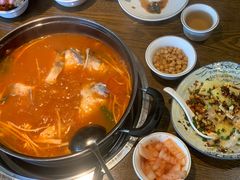-阿婉贵州苗家酸汤鱼(梅林店)