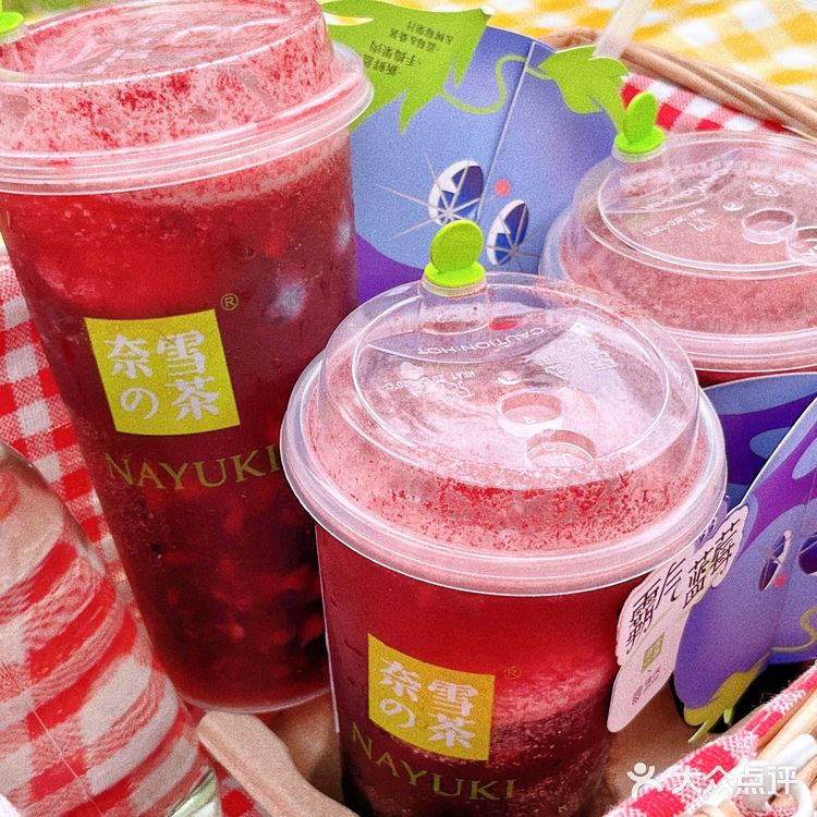 真的非常可！满满的蓝莓果肉，还有机会获得半杯蓝莓🫐