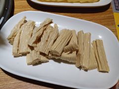 -茸梅路右拐龙虾-农家菜(松江店)
