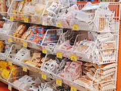 -好特卖HotMaxx(杭州滨江宝龙城店)