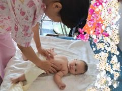-爱的果实月嫂育婴师(世纪东方店)