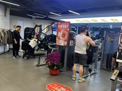 -超鹿运动(达信大厦店)