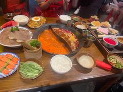 -萍姐火锅·公路夜市(武汉首店)