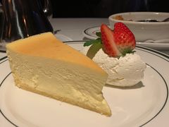 芝士蛋糕-Wolfgang’s Steakhouse 沃夫冈牛排馆(上海白玉兰广场店)