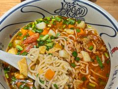 -陇上秦轩西安biangbiang面(朝龙汇店)