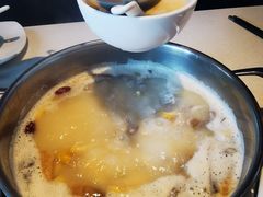 鹿茸菌猪肚鸡-煲王粤菜餐厅(中侨中心店)