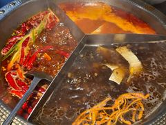 -廖掌柜·重庆鲜货火锅(上海首店)