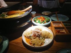 -九锅一堂酸菜鱼(新南凯德直营店)