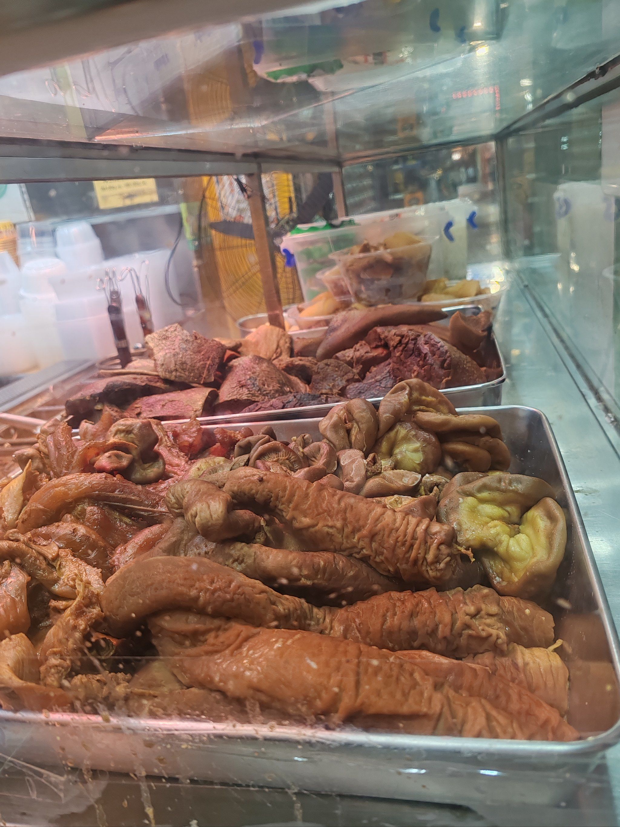 澳门街头的牛杂摊