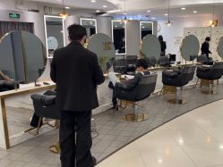 -八佰伴8008星级形象店