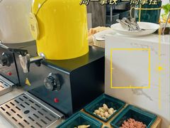 -长沙晚报大道亚朵酒店