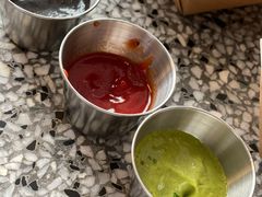 和牛汉堡配蔬菜色拉-Cooking Man(中懋天地店)