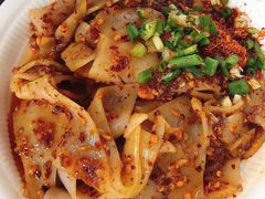 -鸿通城购物中心