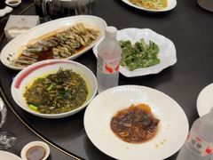 -新丁香海鲜酒店(银海商贸城店)