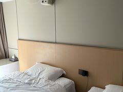 -初禾Film·Apartment(深圳福田岗厦地铁站店)