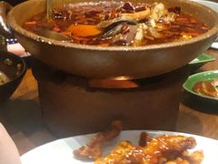 砂锅山城冒血旺-君悦酒店·1881·北京烤鸭